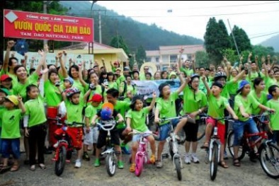 Đạp xe 132km vì gấu